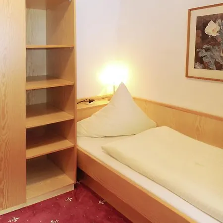 Haus Gariella Apartment